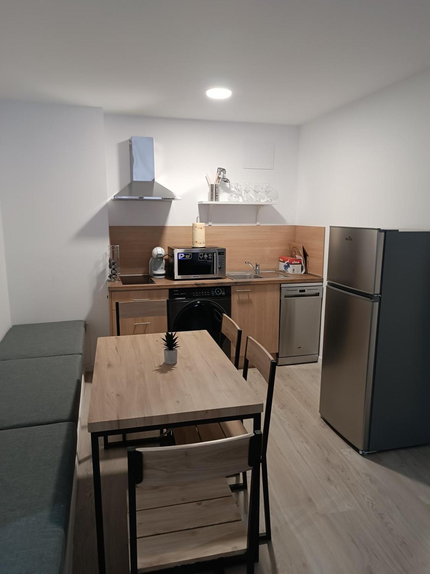 Apartamentos Turisticos Avila Puerta De San Isidro 1-4 Esterno foto
