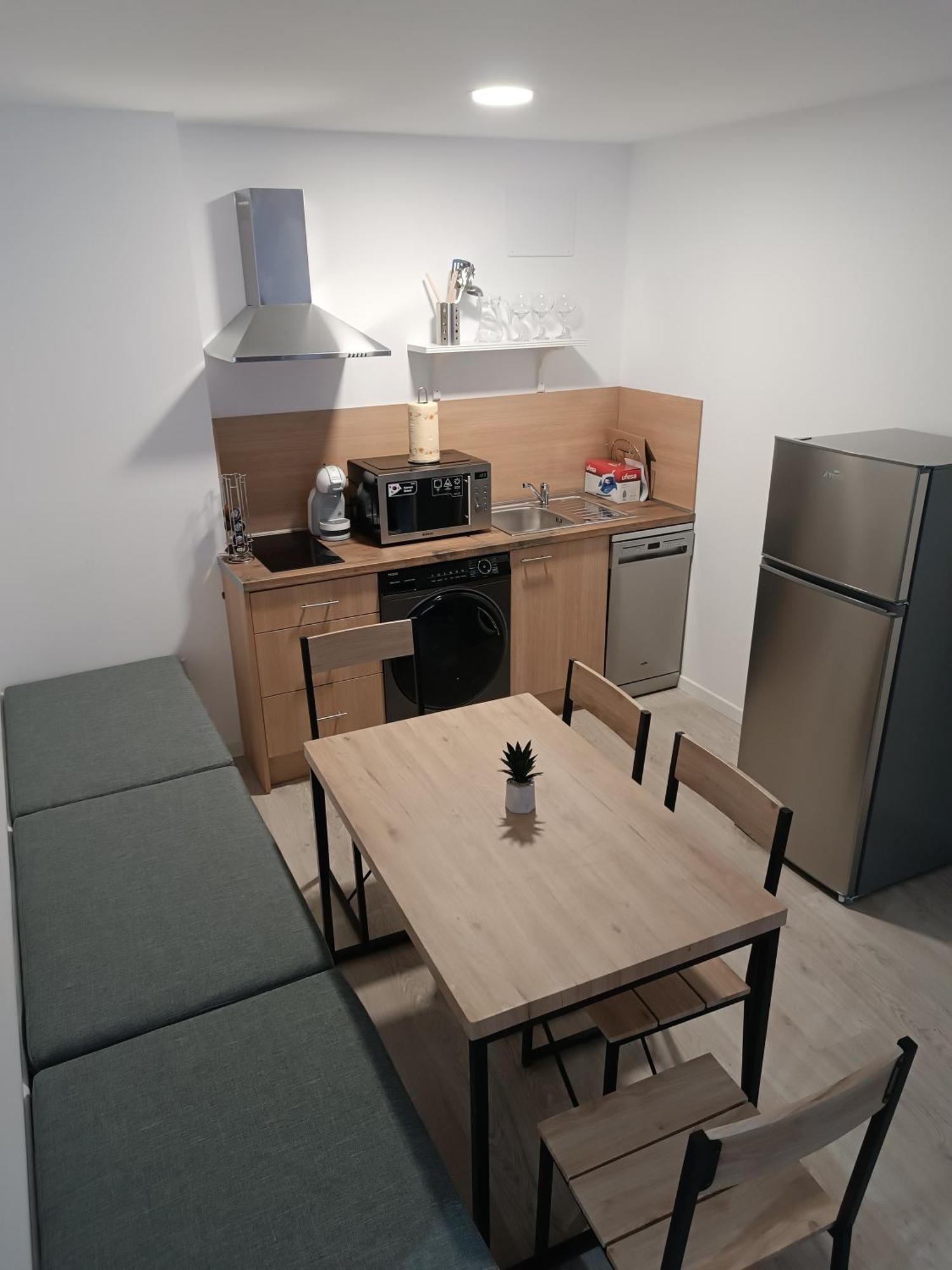 Apartamentos Turisticos Avila Puerta De San Isidro 1-4 Esterno foto